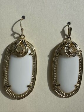 Kendra Scott Porter Gold & White Earrings with Iridescent Stone